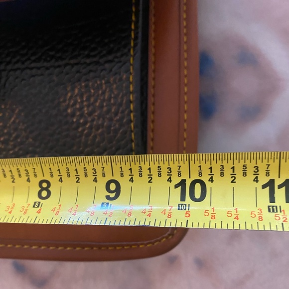 Vintage Dooney & Burke All - Weather Leather Black & Tan Pebbled Crossbody Bag - Picture 14 of 17